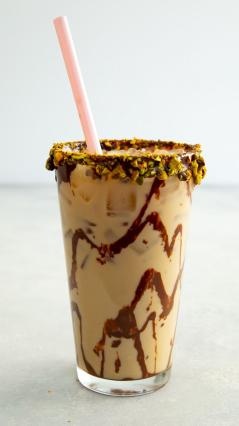 Ice Tahinli Çikolatalı Latte